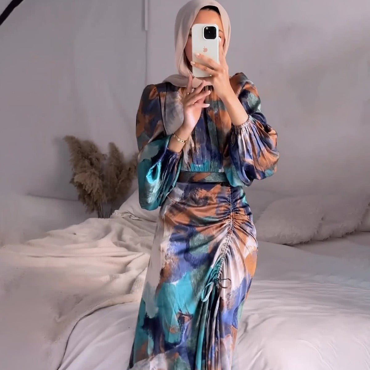 Exotic Print Pleated Bell Sleeve Abaya. (MA166) - Mariam's Collection
