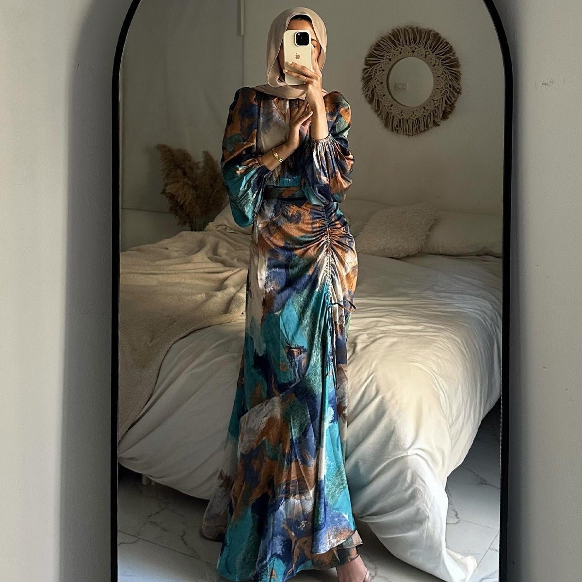 Exotic Print Pleated Bell Sleeve Abaya. (MA166) - Mariam's Collection