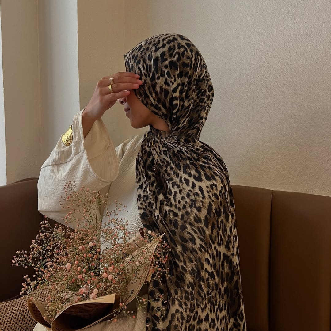 Versatile Leopard Print Fashionable Hijab (MH164)