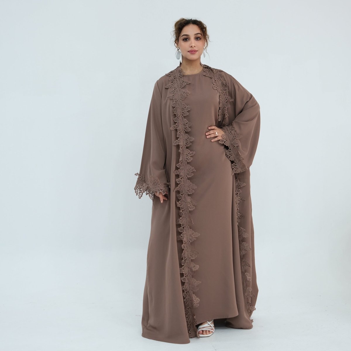 Inner dress waist defined with back tie belt