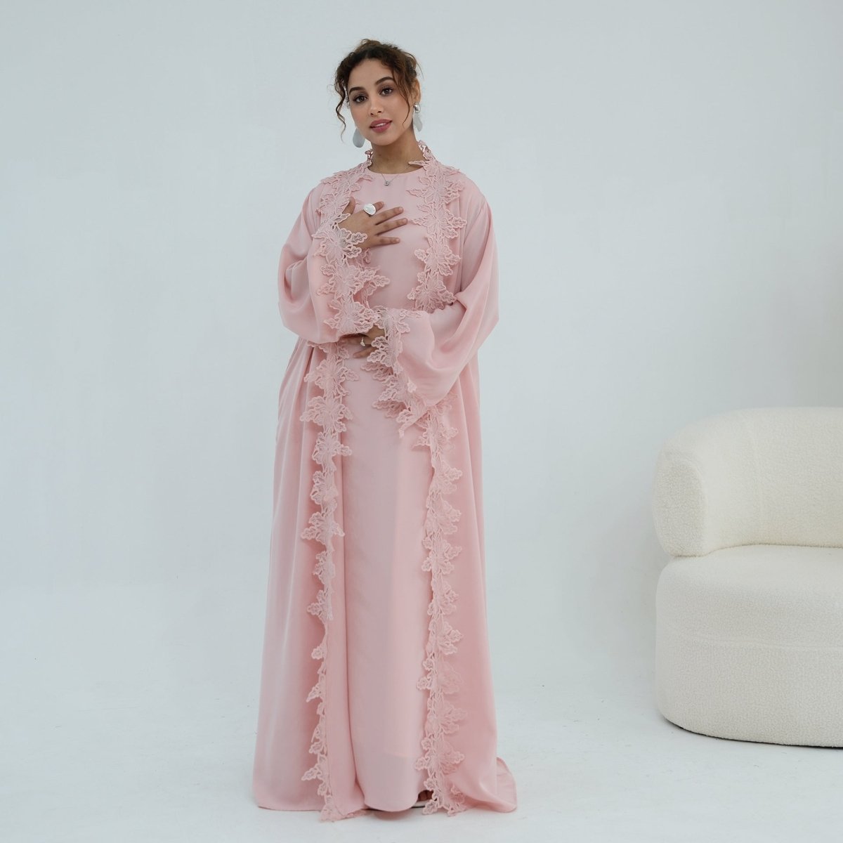 Floral Lace Open Abaya – 2-Piece Lace Trim Abaya Set