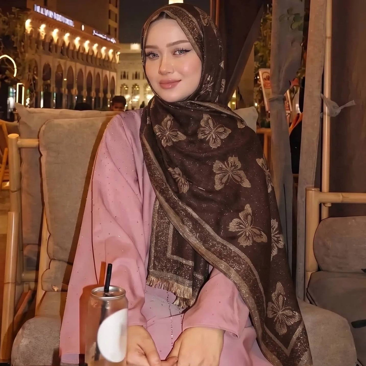 Gold-Thread Jacquard Hijab(MH262) - Mariam's Collection
