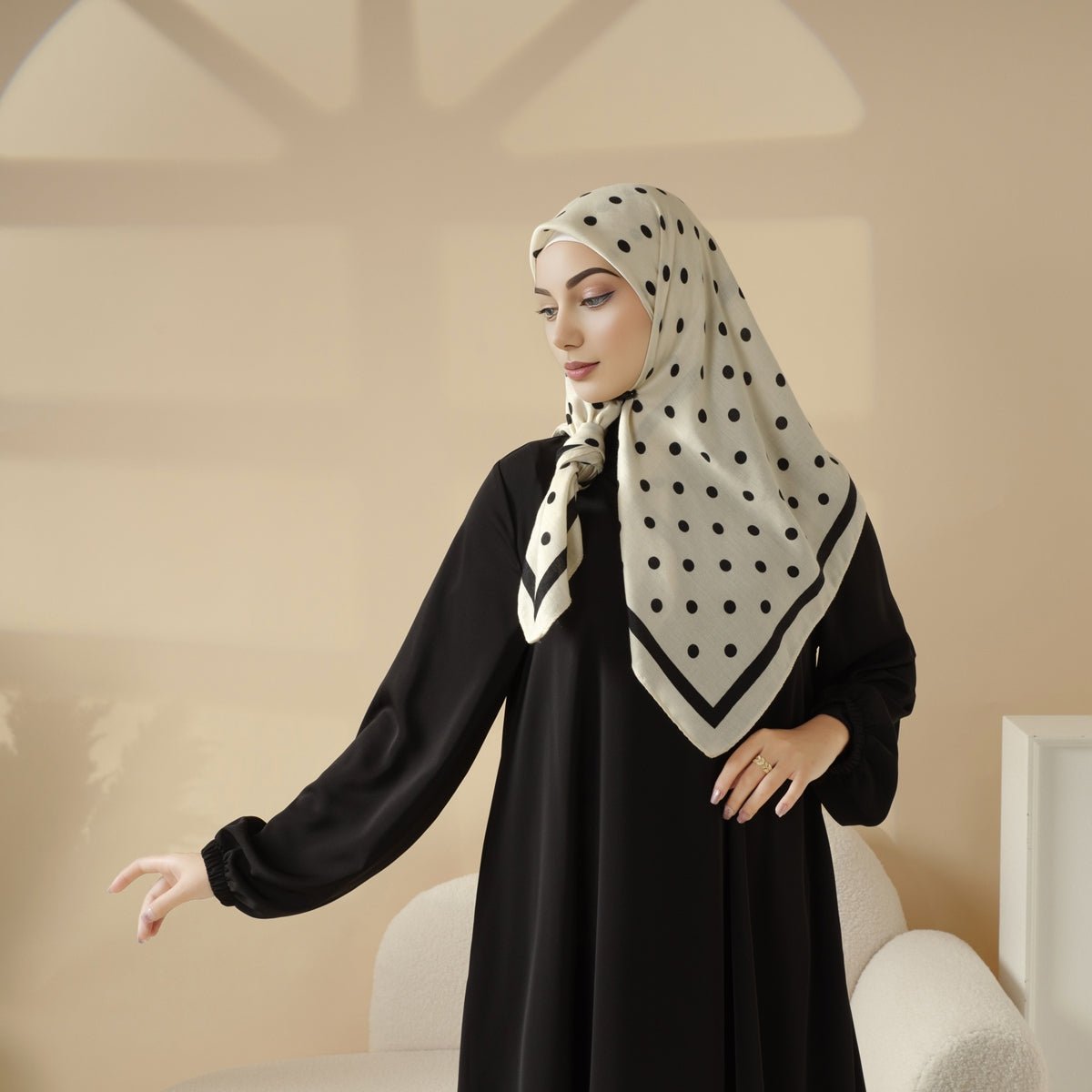 Imitation Cashmere Fashion Square Hijab (MH091) - Mariam's Collection