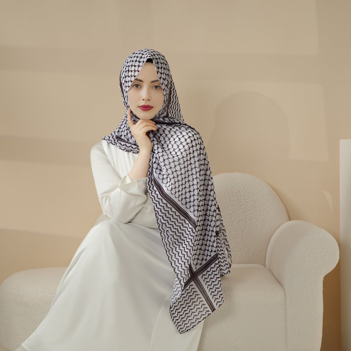 Keffiyeh Open Abaya Set – 3 - Piece Outfit with Inner dress & Hijab - Mariam's Collection