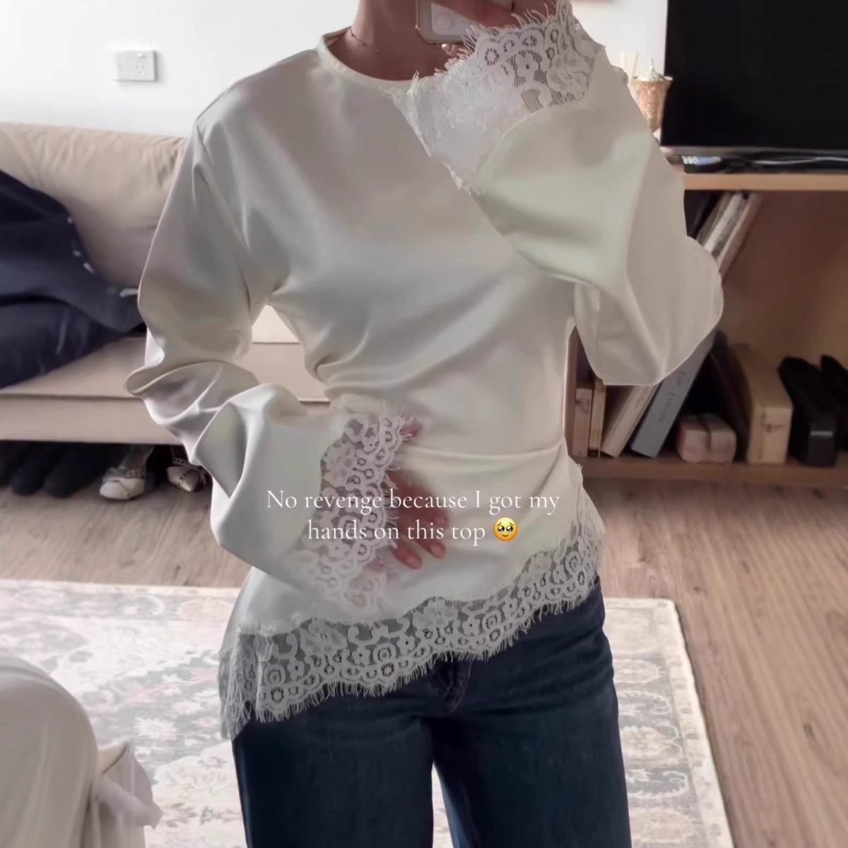 Lace Trim Asymmetric Hem Top(MS389) - Mariam's Collection