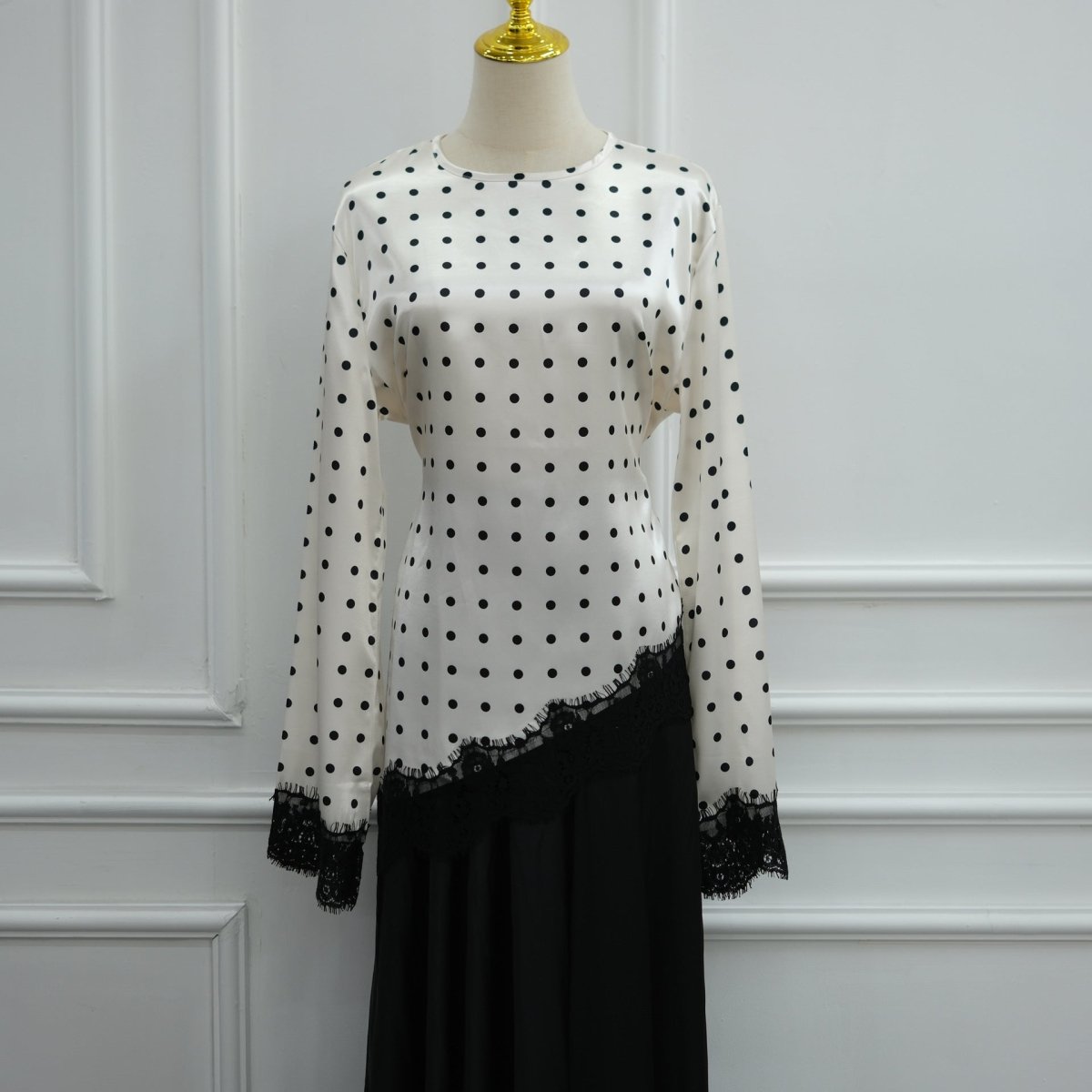 Lace Trim Contrast Panel Satin Top(MS407) - Mariam's Collection