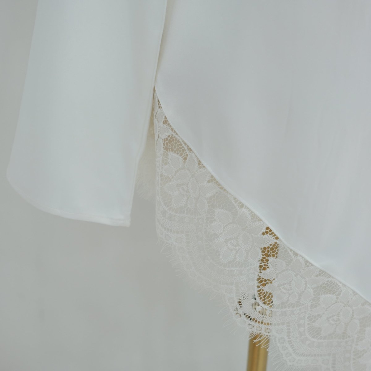 Lace Trim Contrast Panel Satin Top(MS408) - Mariam's Collection