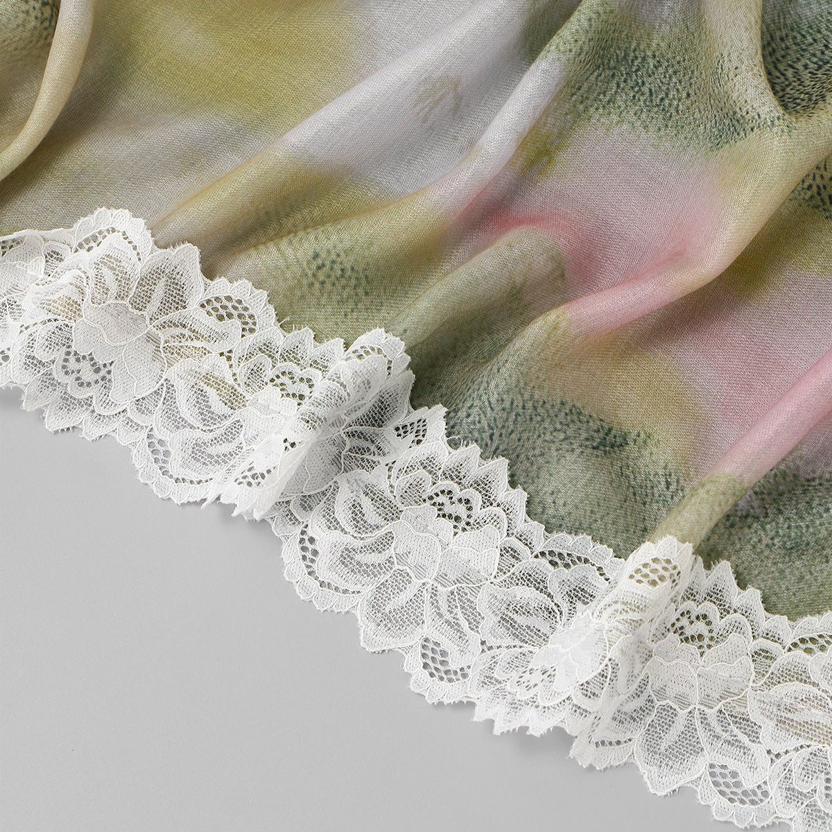 Lace Trim Print Hijab Shawl(MH224) - Mariam's Collection