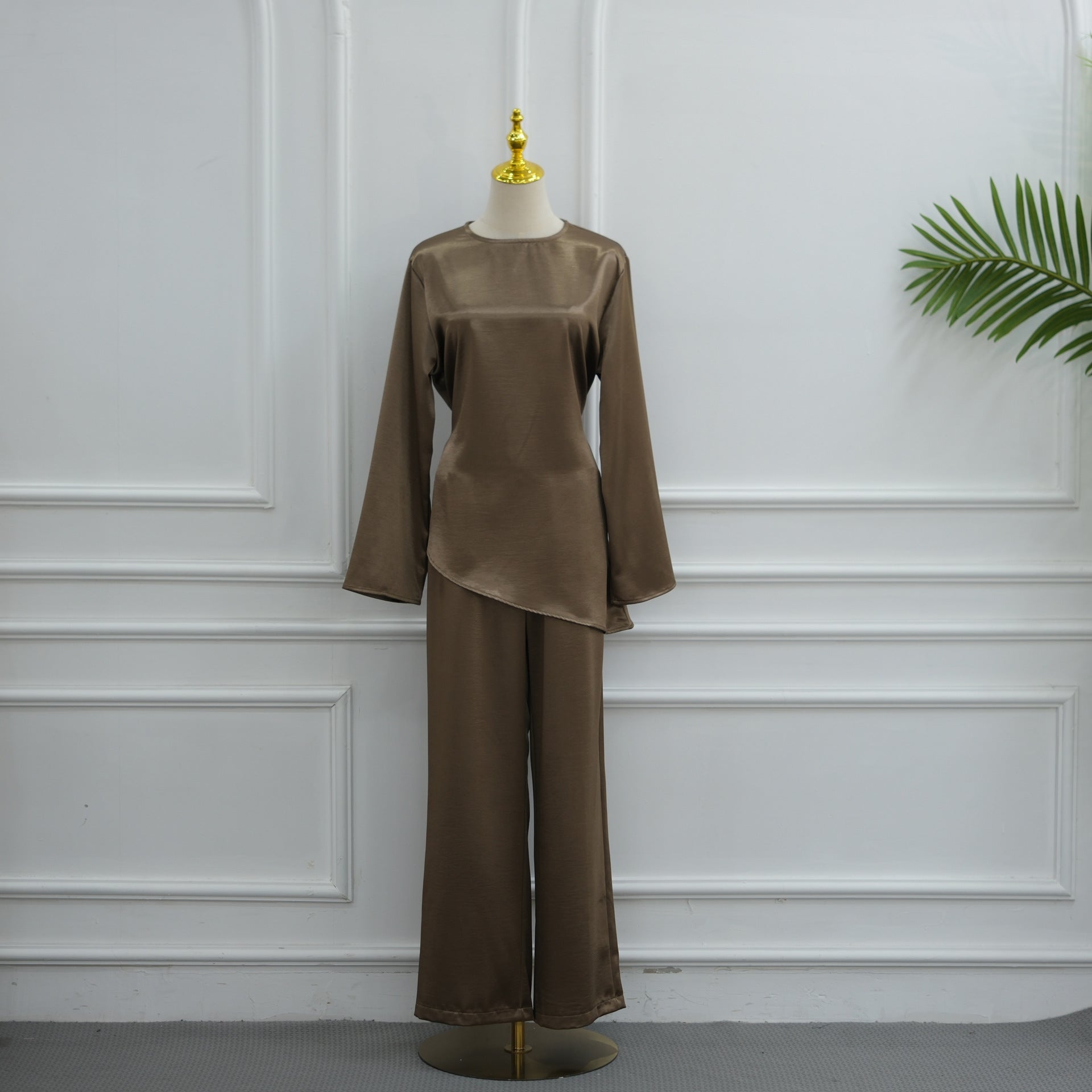 Lustrous Satin-Feel Round Neck Top & Wide-Leg Trousers Co-ord Set (MS522) - Mariam's Collection