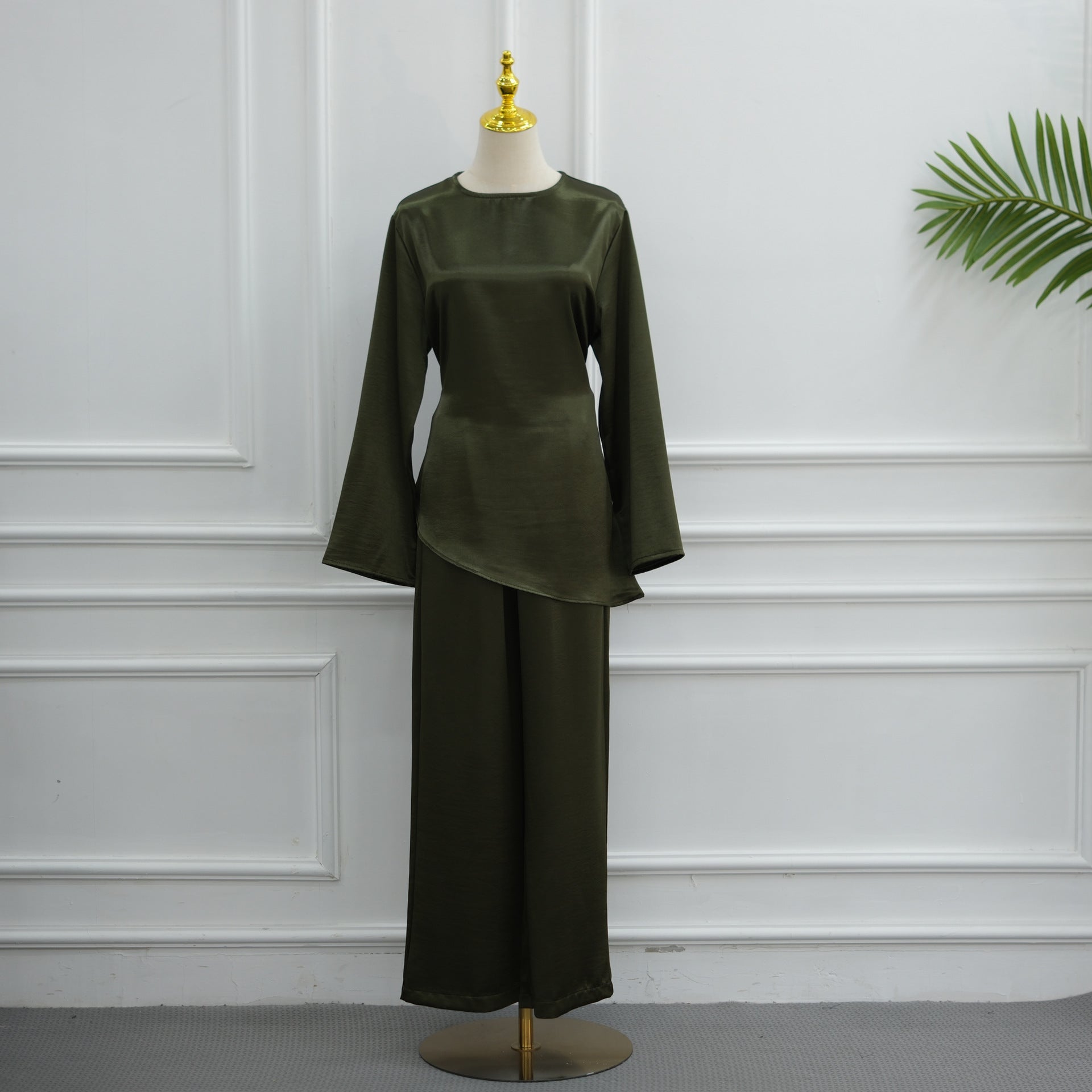 Lustrous Satin-Feel Round Neck Top & Wide-Leg Trousers Co-ord Set (MS522) - Mariam's Collection