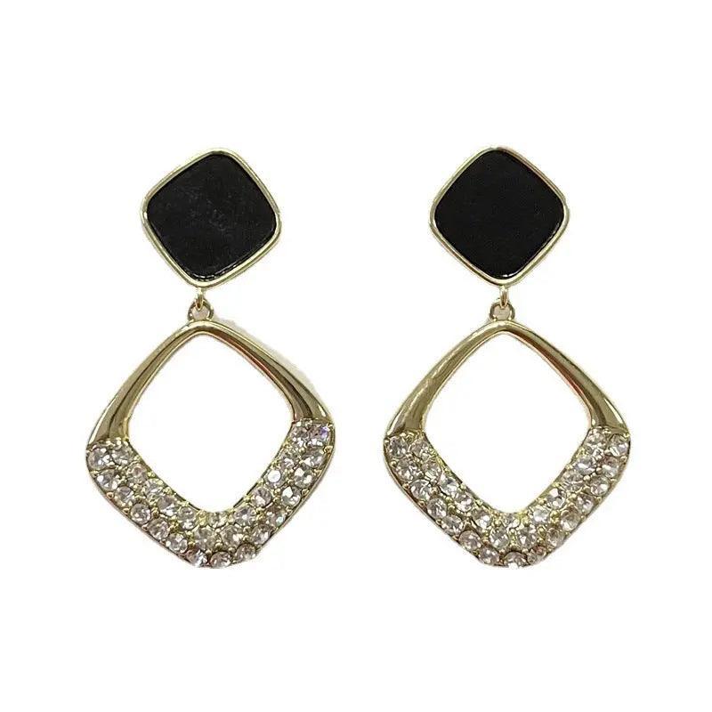 MAC056 version square geometric diamond earrings - Mariam's Collection