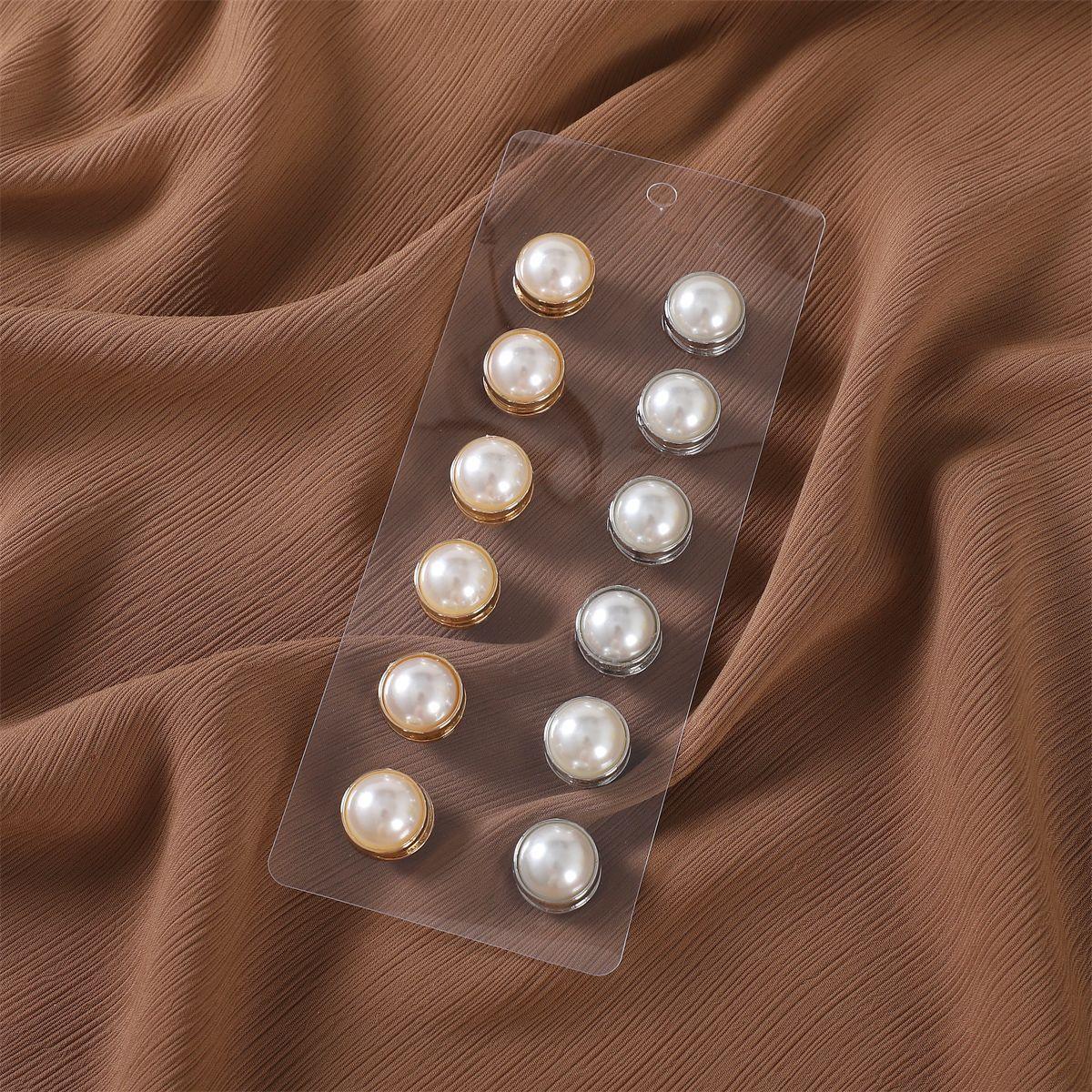 MAC126 Pearl Magnetic Buckle Hijab 12 pcs Brooches - Mariam's Collection