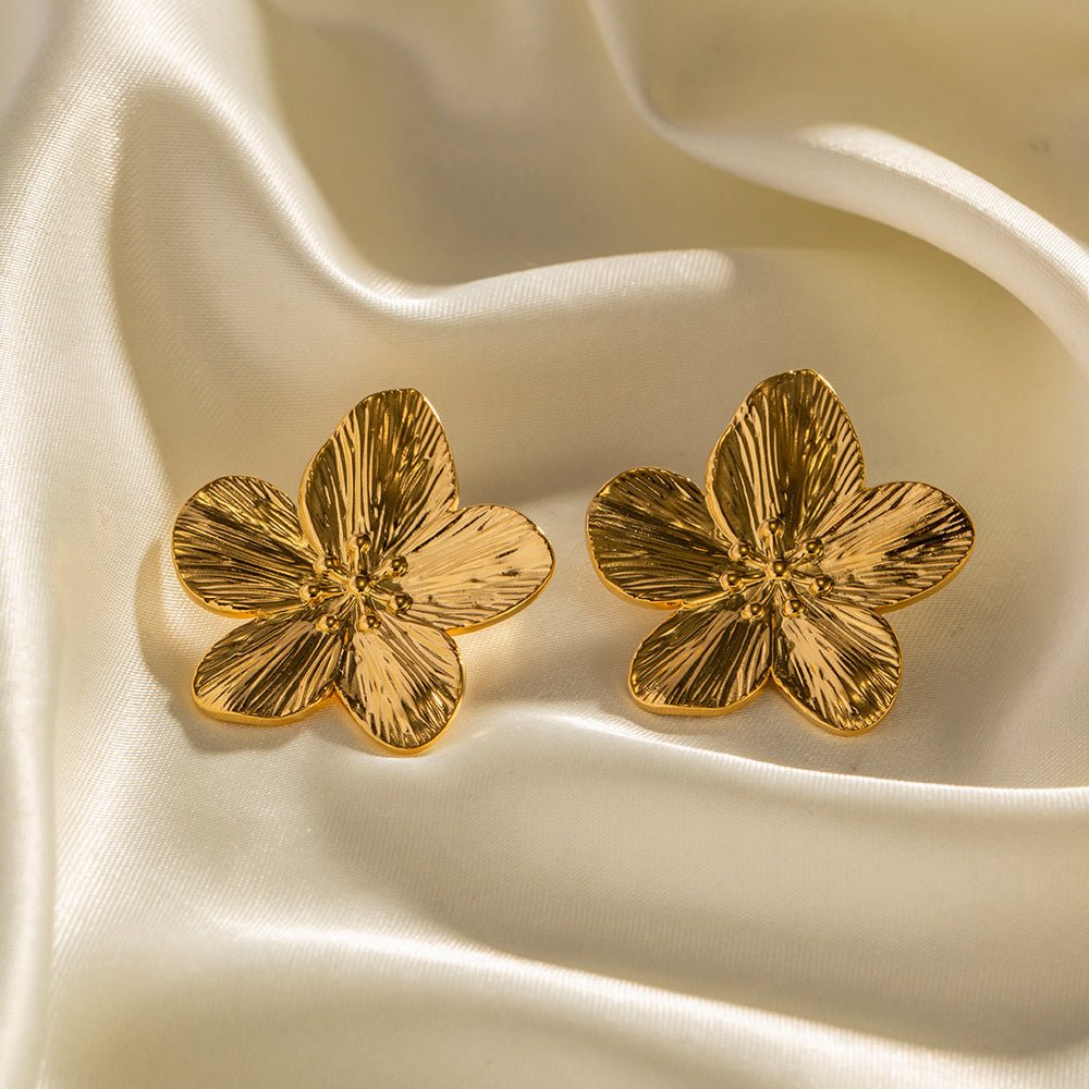 MAC170 Retro Simple Alloy Flower Stud Earrings - Mariam's Collection