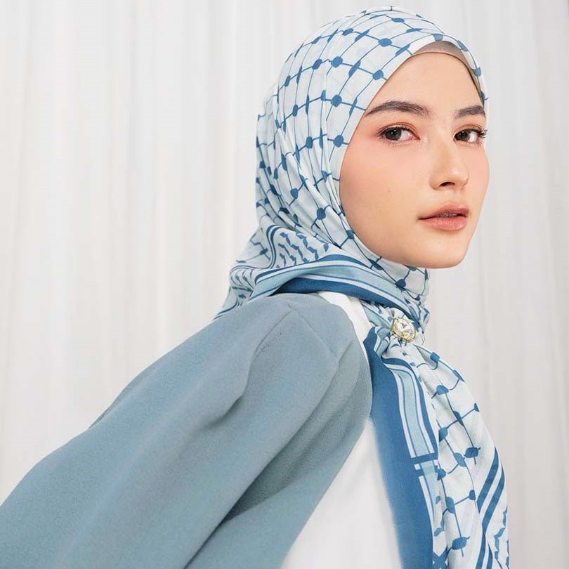 MH066 Square Keffiyeh Chiffon Hijab - Mariam's Collection