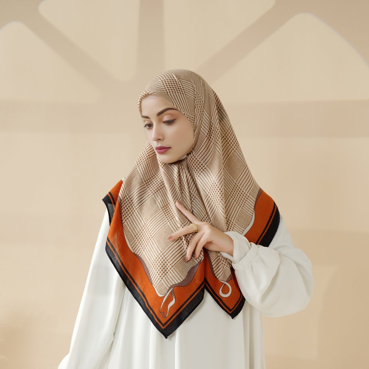 MH096 Printed Cashmere Touch Square Hijab - Mariam's Collection