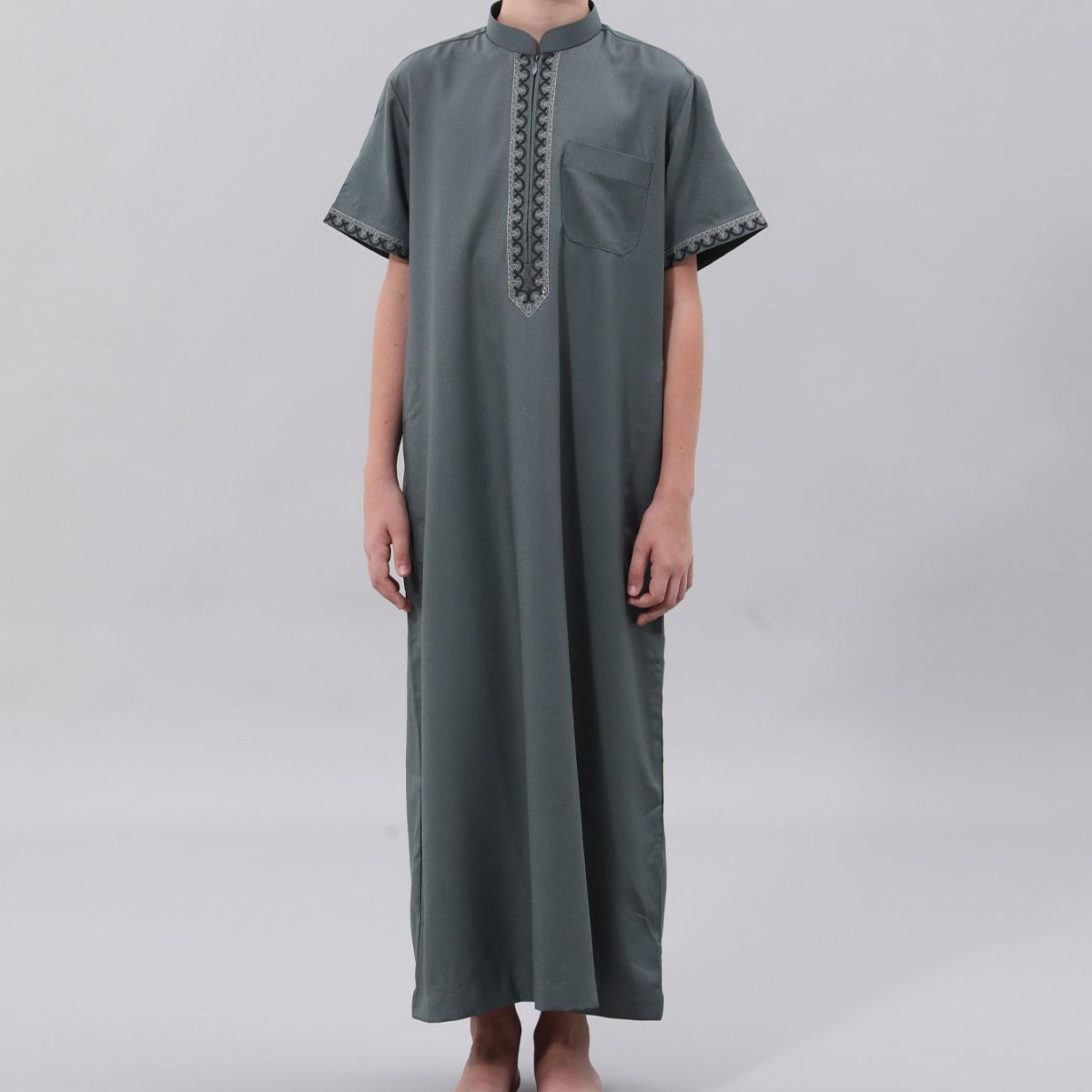 Muslim Boys Embroidered Thobe with Pockets (MKB013) - Mariam's Collection