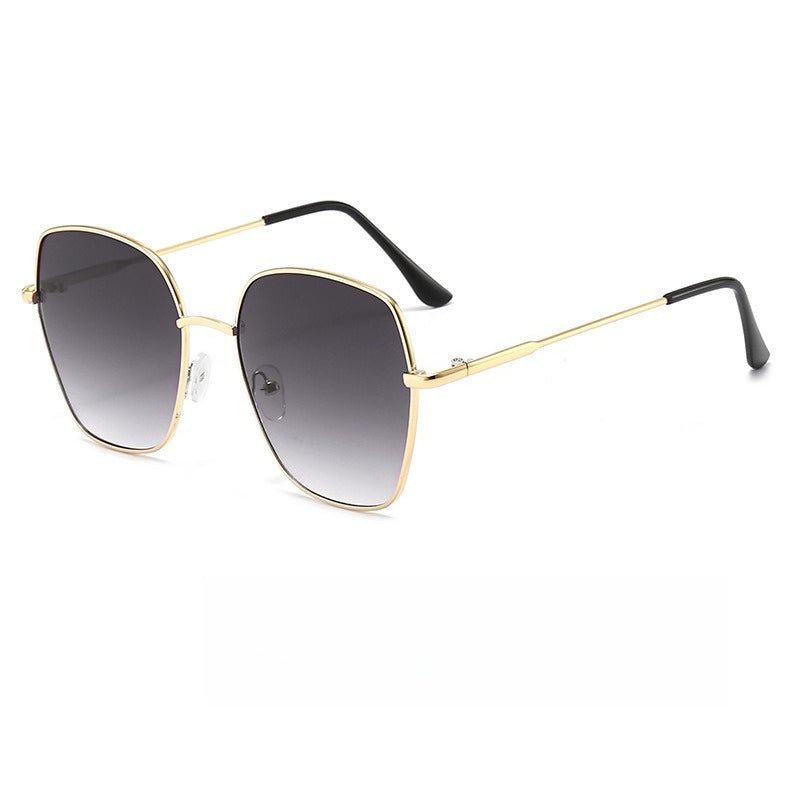 Oversized Gradient Sunglasses for Women – Face-Slimming  display picture 3