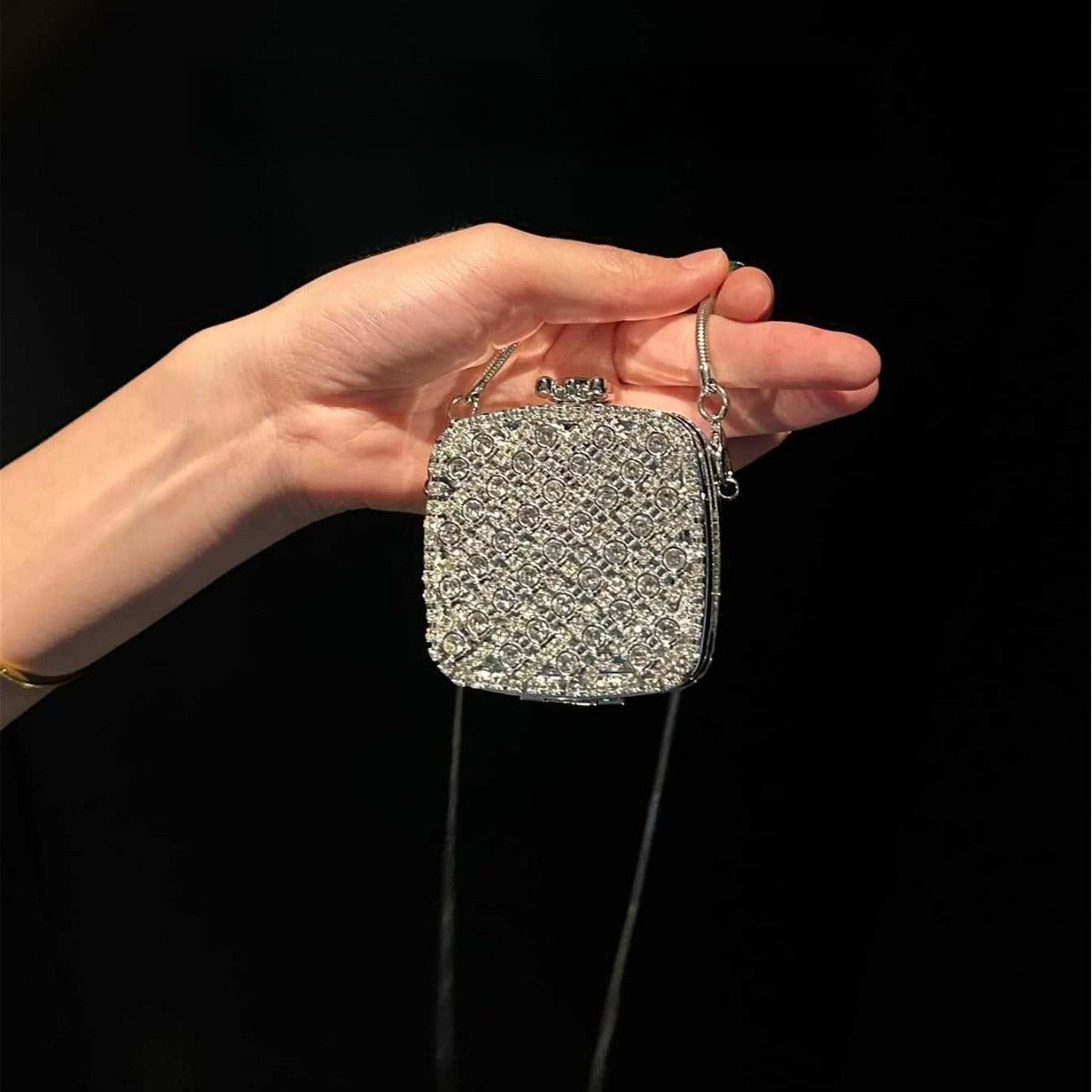 ‌Palm - Sized Diamond Mini Clutch Silver Glamour Gala Bag (MAC281) - Mariam's Collection