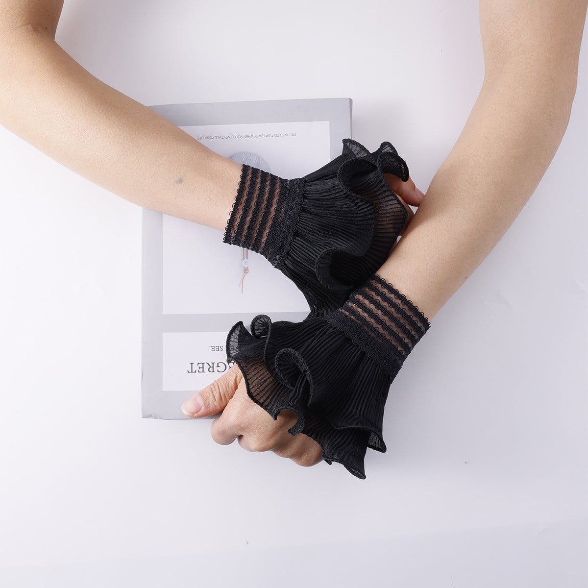 Pearl Embellished Double Ruffle Cuff Sleeves — Detachable Pearl Cuff Accessories