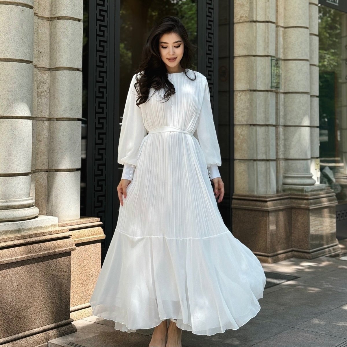 tiered pleated dress Satin Midi Forest Green / Medium The ambiance of any room will be instantly more elegant when you walk in wearing the Lulus Mesmerizing Essence Emerald Pleated Backless Tiered Maxi Dress Pleated Tiered Maxi Dress(MS466) White