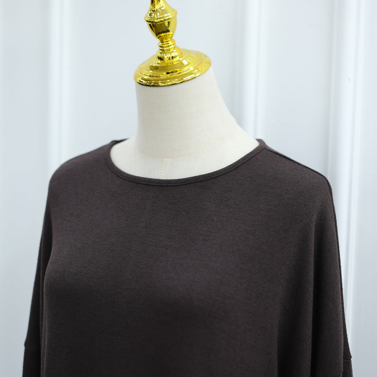 Plus-Size Relaxed Abaya | Solid Long-Sleeve Autumn Dress with Pockets(MA474) - Mariam's Collection