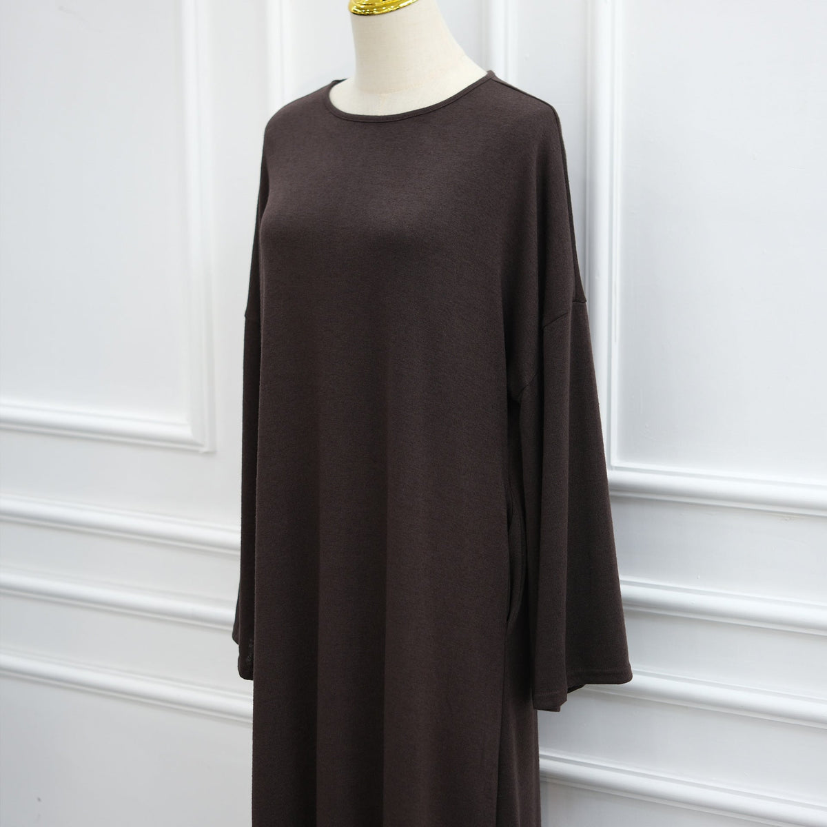 Plus-Size Relaxed Abaya | Solid Long-Sleeve Autumn Dress with Pockets(MA474) - Mariam's Collection