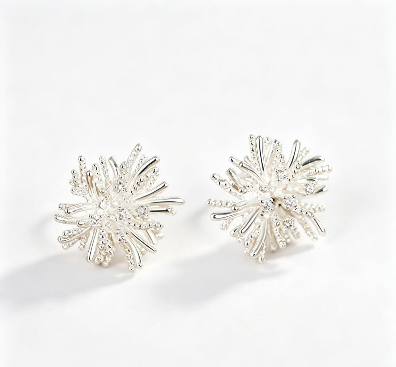Radiant Burst Crystal Stud Earrings（MAC479） - Mariam's Collection