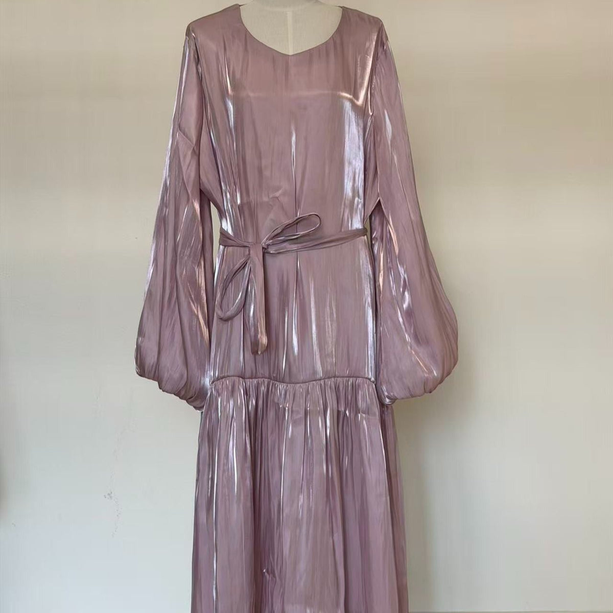 Shimmer Pull-On Abaya with Detachable Belt - MP078 - Mariam's Collection