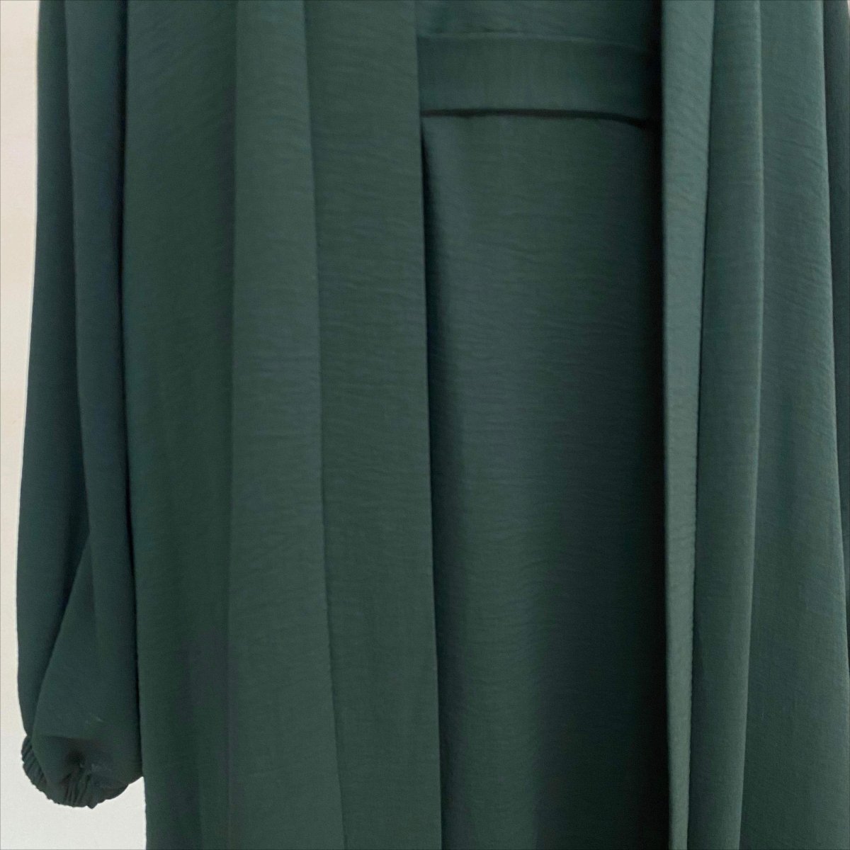 Solid Color Elegant Open Abaya with Pockets | 3 - Piece Set Open Abaya (MOA092) - Mariam's Collection