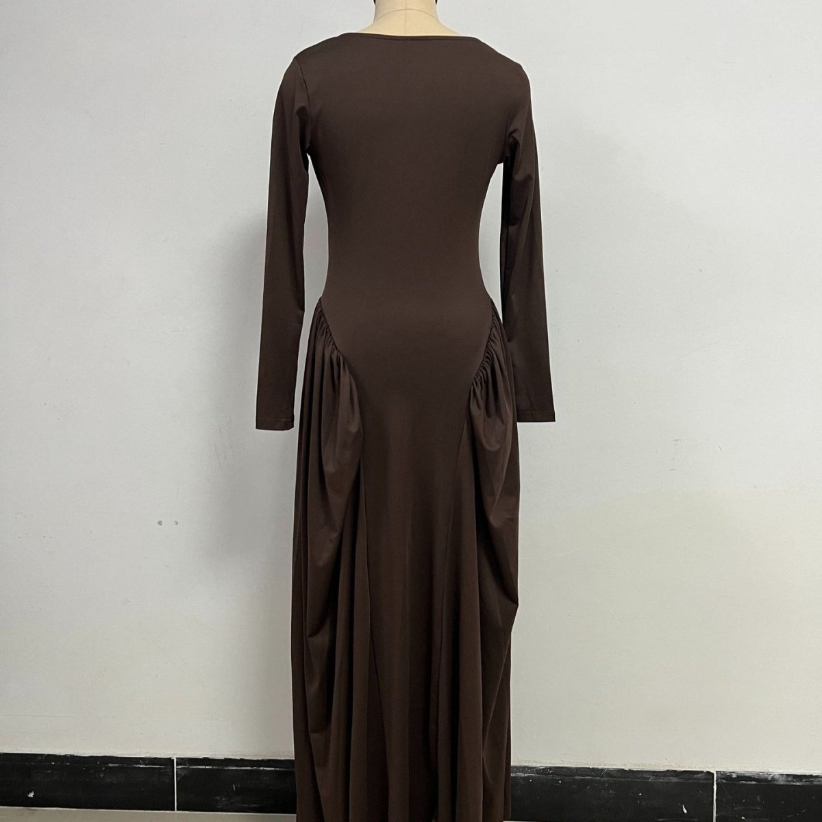 Solid Color Round Neck Maxi Dress