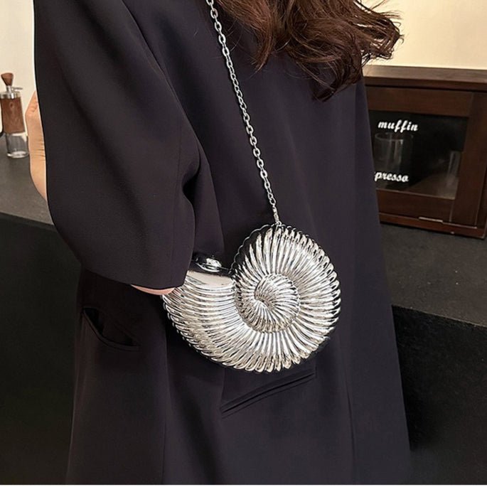 Unique Chic Conch Shell Inspired Clutch Bag (MAC311) - Mariam's Collection