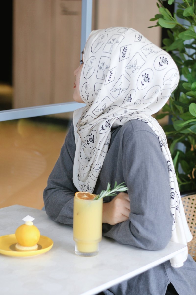 Versatile Minimalist Printed Hijab (MH090) - Mariam's Collection