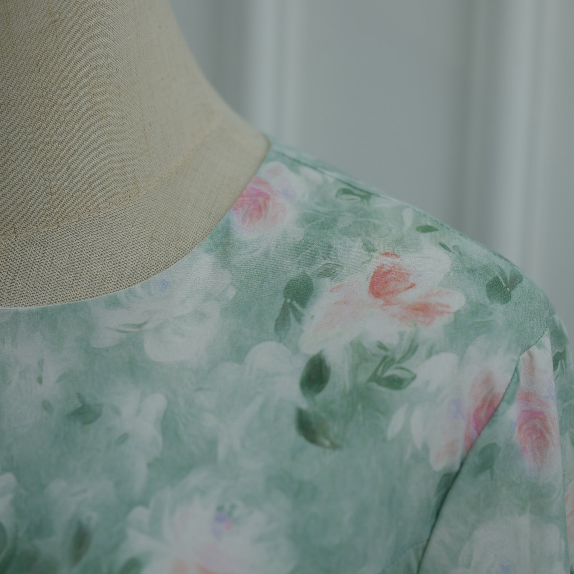 Watercolour Floral Print Flared Sleeve Maxi Dress(MS516) - Mariam's Collection
