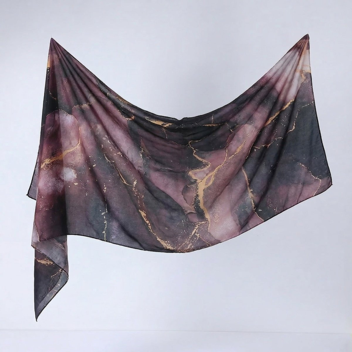 Printed hijab shawl in monochrome storm rose print
